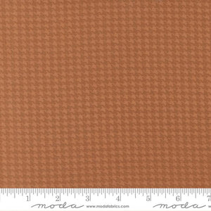 Autumn Gatherings Butternut Houndstooth Flannel 49186-23F by Primitive Gatherings from Moda by the yard