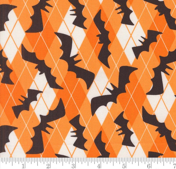 Going Batty Novelty Bats Plaid Fab Boo Lous Pumpkin 22481 17 by Me & My Sister from Moda by the yard