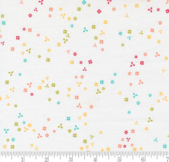 Flutter Blenders Floral In The Garden Off White 29236 11 by Corey Yoder from Moda by the yard