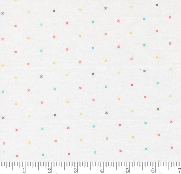 Tiny Peel Blenders In The Garden Off White 29238 31 by Corey Yoder from Moda by the yard