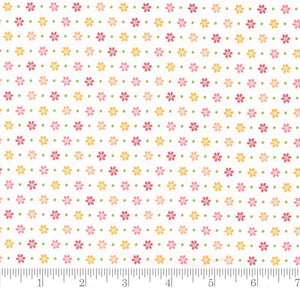 Bountiful Blooms Daisy Ditsy Small Floral Dot Off White 37664 11 by Sherri & Chelsi from Moda 