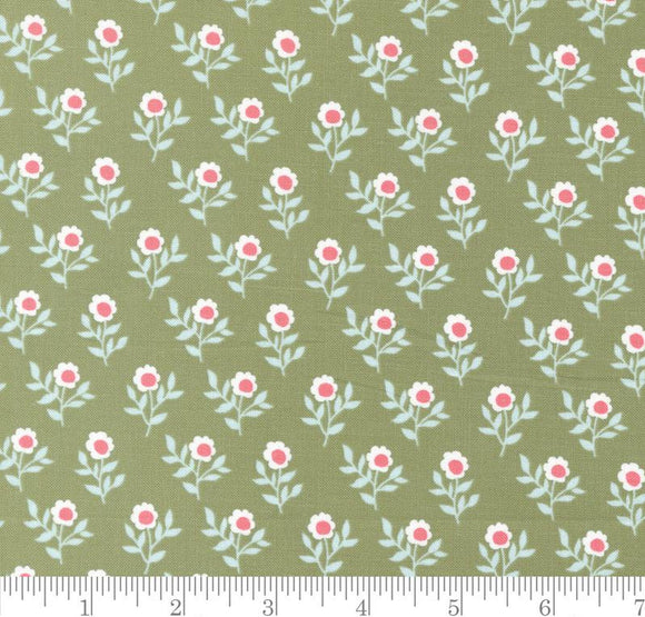 Lovestruck Old Fashioned Bloom Small Floral Fern 5192 17 by Lella Boutique from Moda 