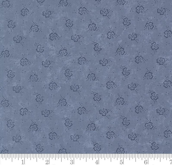 Lucky Day Blenders Bluebirds Nest Light Blue 9802 24 by Kansas Troubles from Moda by the yard